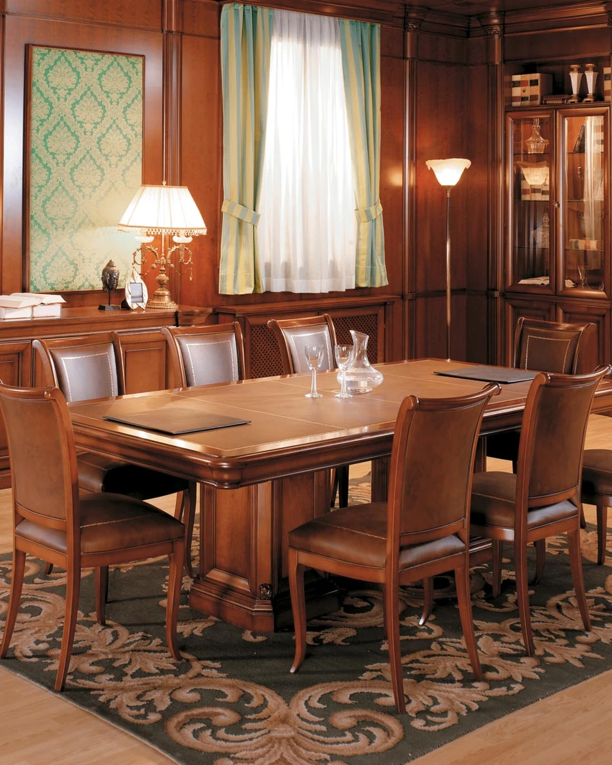 Alpuch Senator — classic office detail