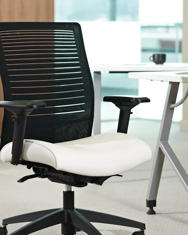 Loover™ by Global Furniture Group